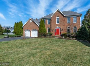 10864 Hunter Gate Way, Reston, VA 20194
