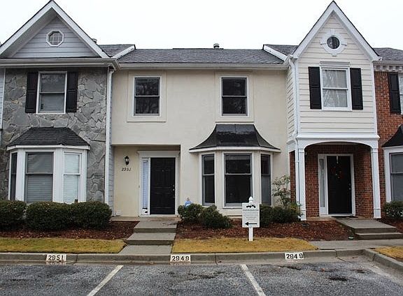 3rd image of 2951 Heritage Villas Dr