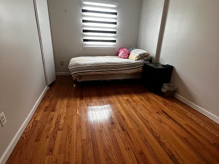 1000 Woodgate Ave — Photo 9