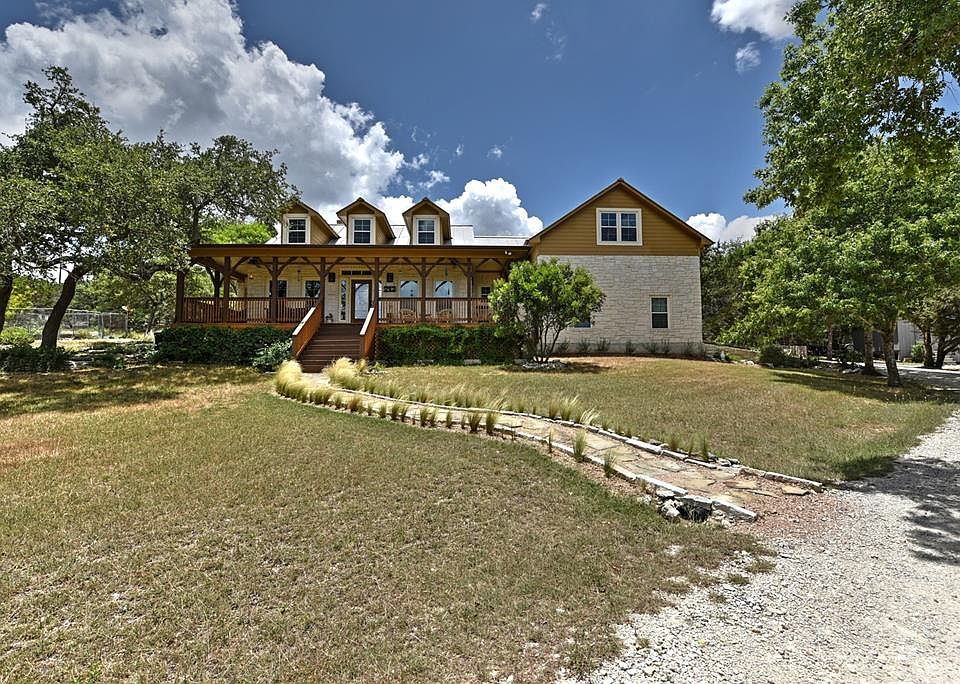 1st image of 213 Sorrell Ct