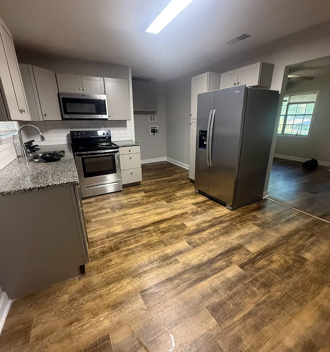 4 bed, 1344 sqft, $1,450 — Photo 2