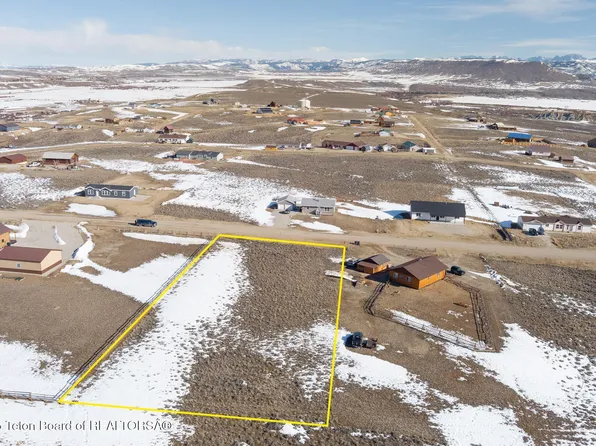 110 Arapaho Trl, Boulder, WY 82923