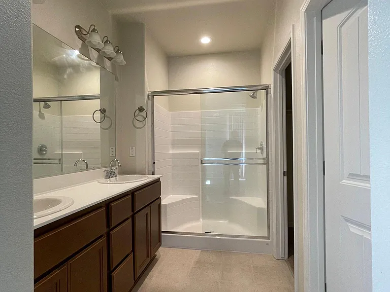 710 Marybelle Dr — Photo 12