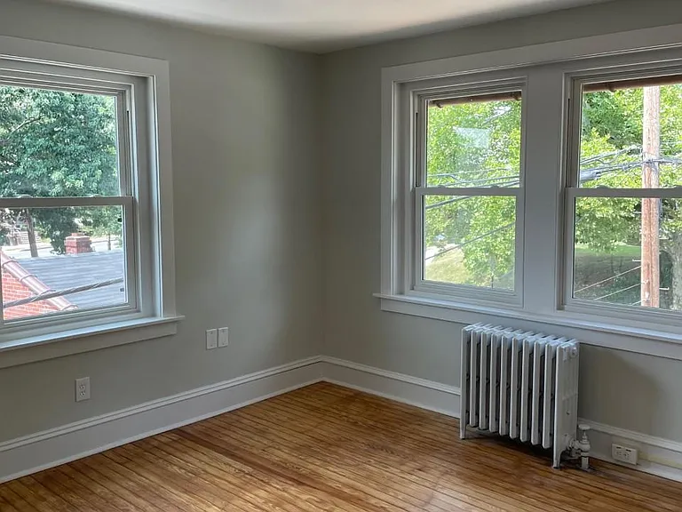 306 W Freedley St — Photo 21
