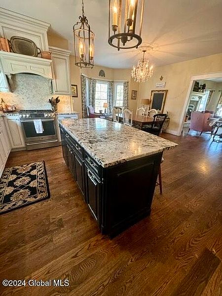 5th image of 276 Gordinier Road