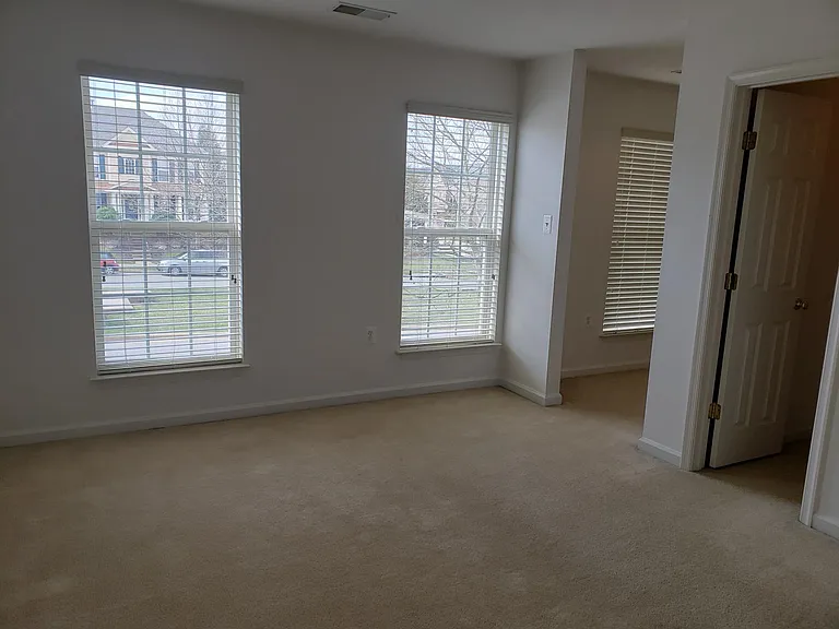 BR2 with walk in closet and bonus play area