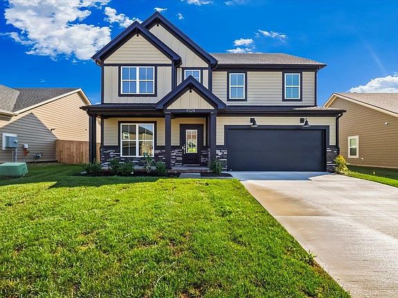 2nd image of 9324 Woodgate Cir