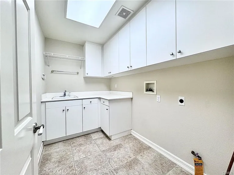 17 Pamela Way — Photo 26