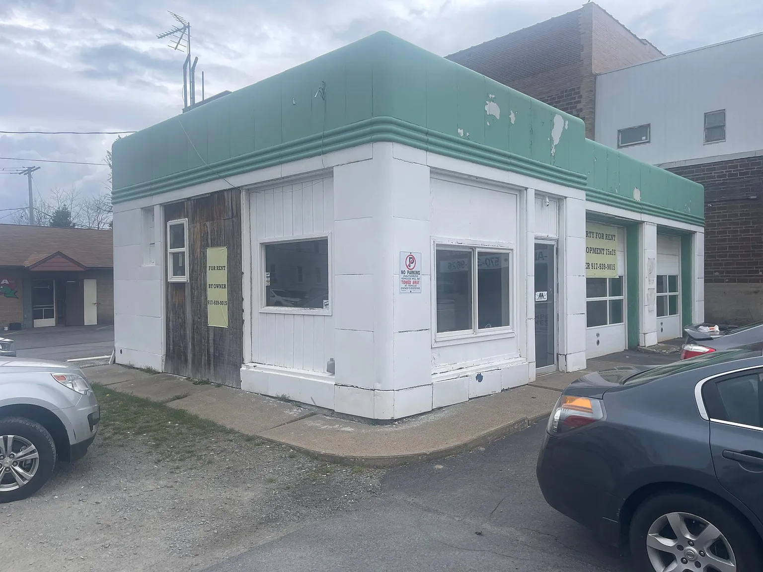 111 Lackawanna Ave — Photo 4