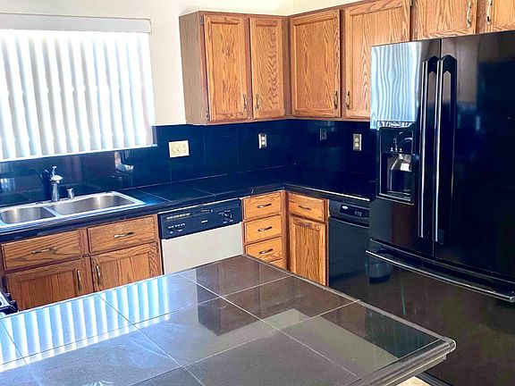 4th image of 71775 Siesta Dr