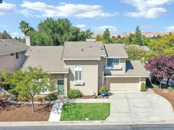 1053 Oakleaf Ct, Concord, CA 94521