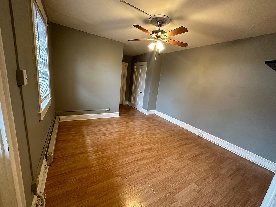 220 W James St APT 2, Lancaster, PA 17603 | Zillow