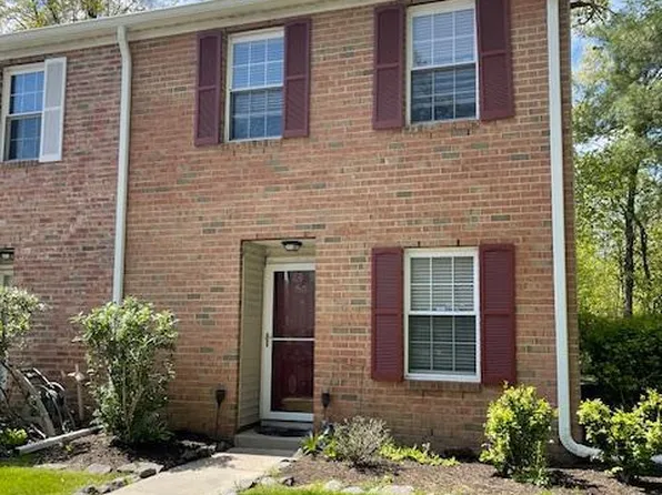 56 Viburnum Ct, Lawrence Township, NJ 08648