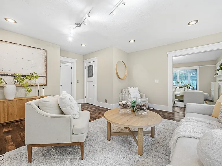 205 Caldwell Ave — Photo 33