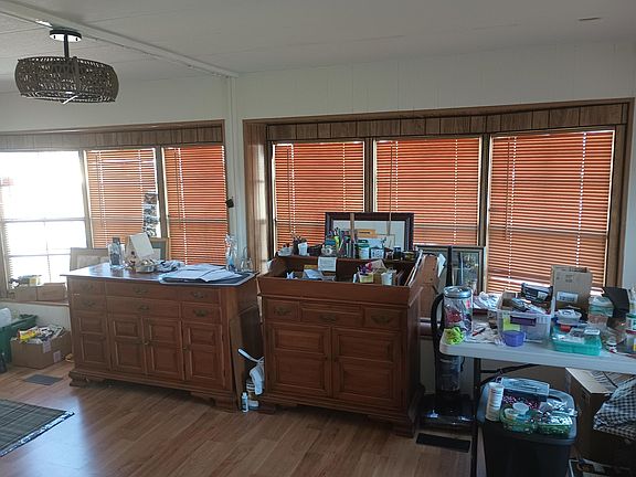 2nd image of 262 W Caribbean