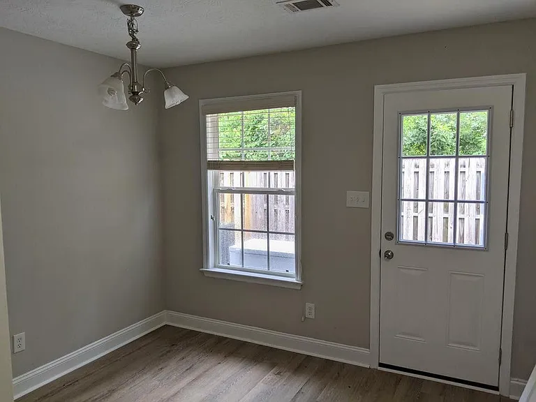 316 Browning Dr — Photo 1