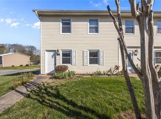 5723 Bramblegate Rd, Greensboro, NC 27409