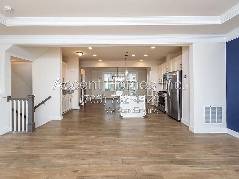 4734 Earl Flanagan Way — Photo 5