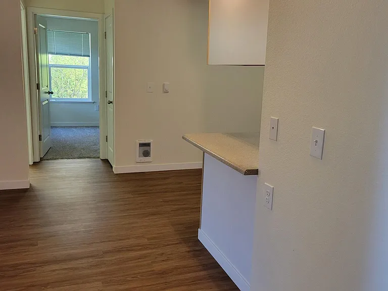 River Place — Photo 16