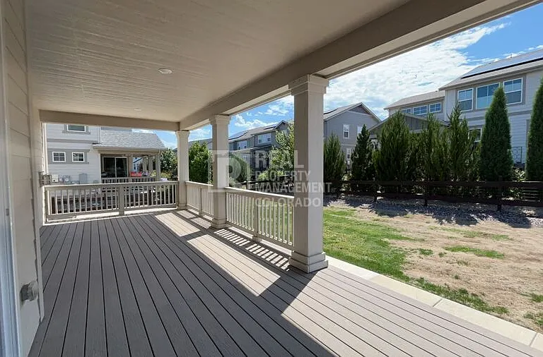 928 Gilpin Cir — Photo 30