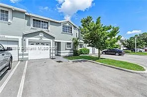 5032 SW 122nd Ter