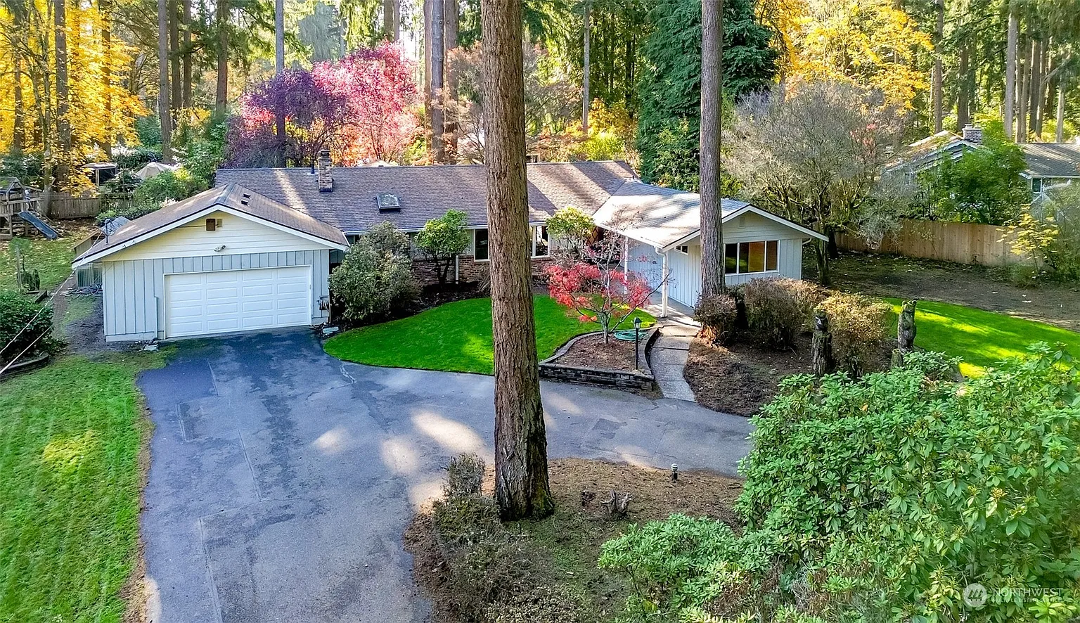 7602 Lucerne Road SW photo 1