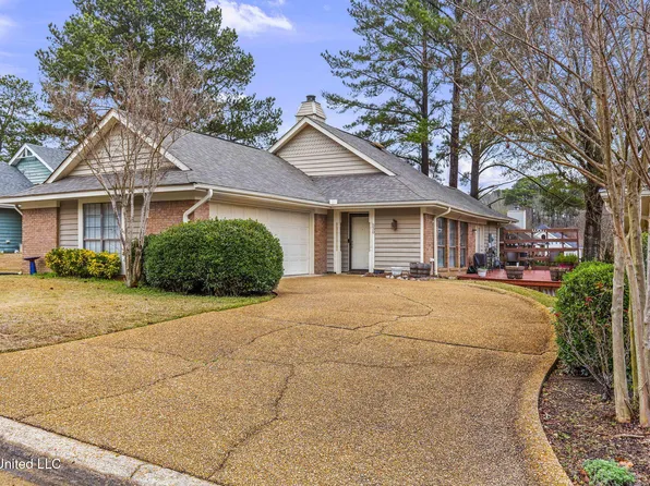 530 Bedford Cir, Madison, MS 39110