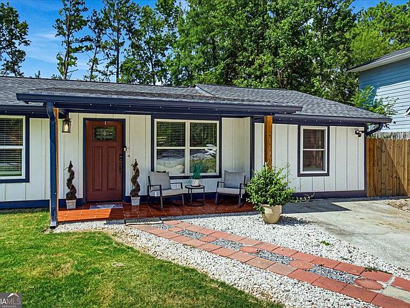 2nd image of 119 Cedar Ridge Trl