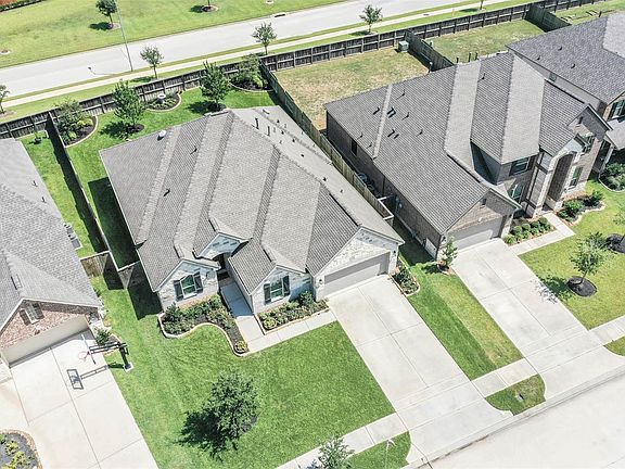 3rd image of 15530 Ponderosa Bend Dr
