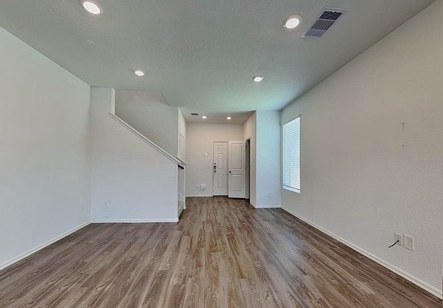 1st image of 24148 Laurel Farms Dr #1