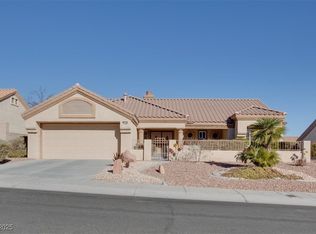 9520 Yucca Blossom Dr, Las Vegas, NV 89134