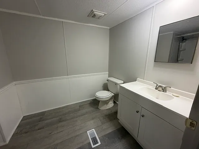120 Sycamore Ln #B — Photo 20