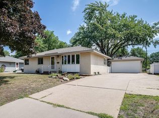 6181 6th St NE, Fridley, MN 55432