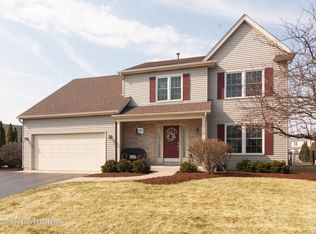 808 Sharp Ct, Elburn, IL 60119