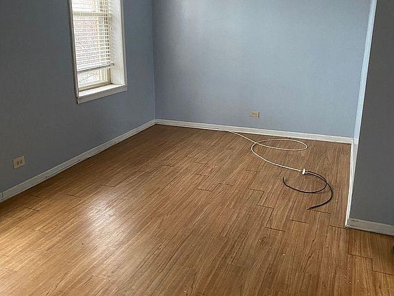 5th image of 3443 S Lituanica Ave #2