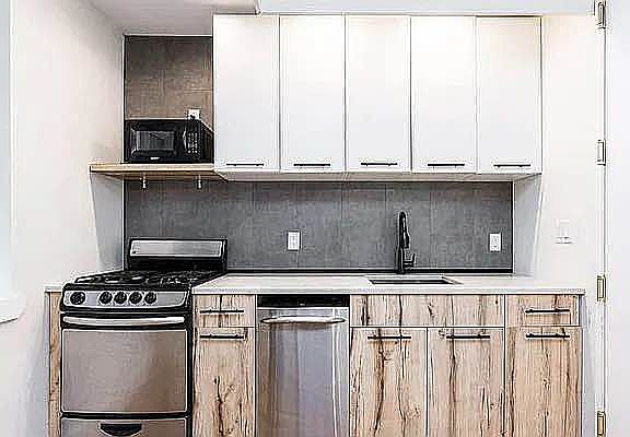 4th image of 773 Lexington Ave APT 3F