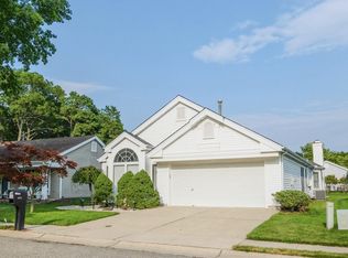 2372 Coral Leaf Rd, Toms River, NJ 08755