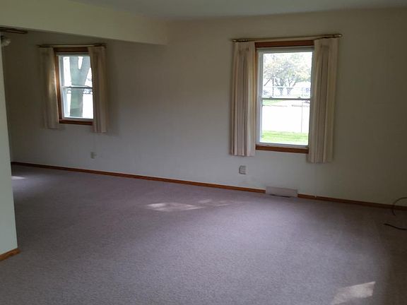 living room new carpet