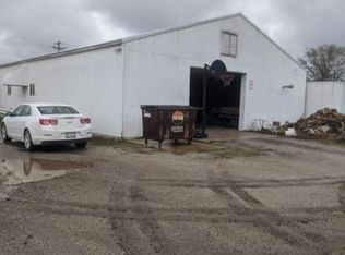 405 Depot Rd, Farmer City, IL 61842