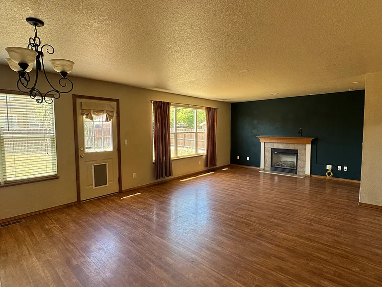 3080 Viero Dr — Photo 7