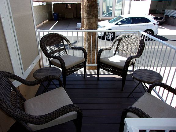 5th image of 4860 E Main St #B51