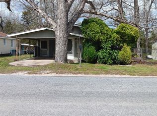 1352 Watts Ave, Chipley, FL 32428