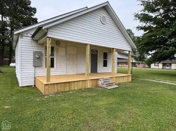 205 E Illinois, Caraway, AR 72419