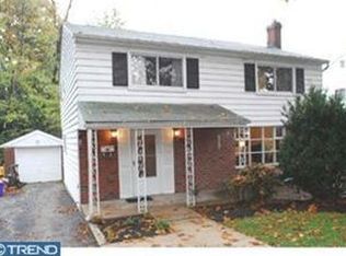 805 Wynnewood Rd, Ardmore, PA 19003