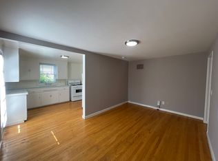 864 York St #5, Oakland, CA 94610