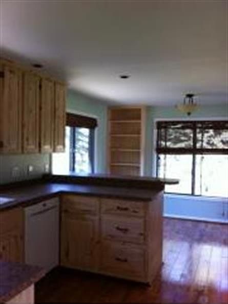 2nd image of 349 N Bridge St