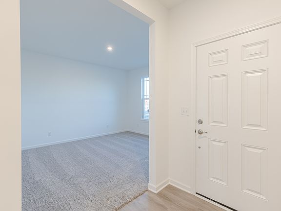 3rd image of 2153 Aviary Ln