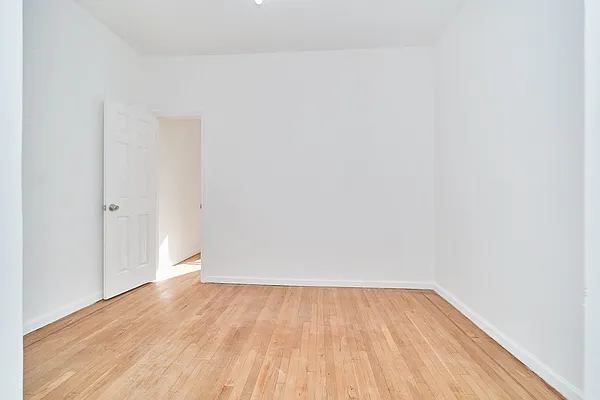 Rented by Living New York | media 12