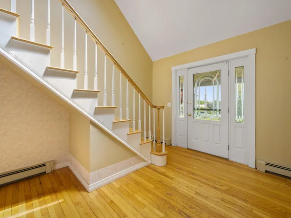 3 Navy Street, Searsport, ME 04974
