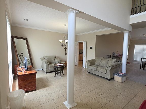 3rd image of 7253 Rourke Cir
